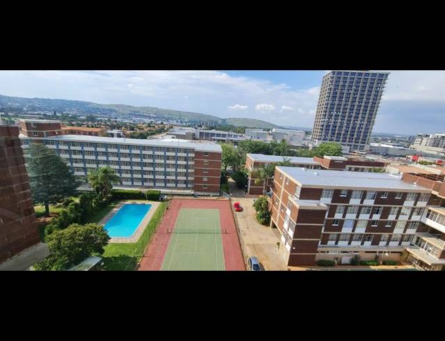 2 BEDROOM APARTMENT FOR SALE IN BEDFORD GARDENS